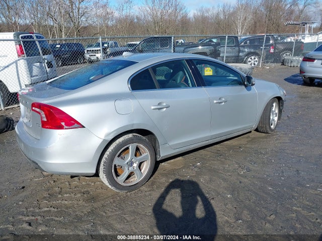 2012 VOLVO S60 T5 VIN: YV1622FS0C2034564