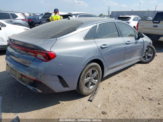 KIA K5 LXS 2021 5XXG14J25MG044132 Image 4