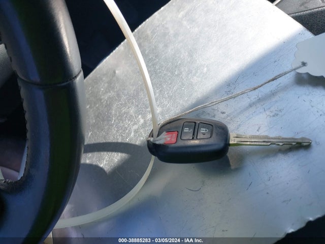 Toyota Rav4 Xle 2018 JTMWFREV0JJ178908 Image 11