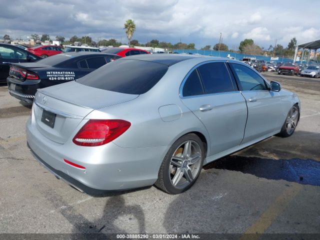 WDDZF4JBXHA111549 Mercedes-Benz E 300