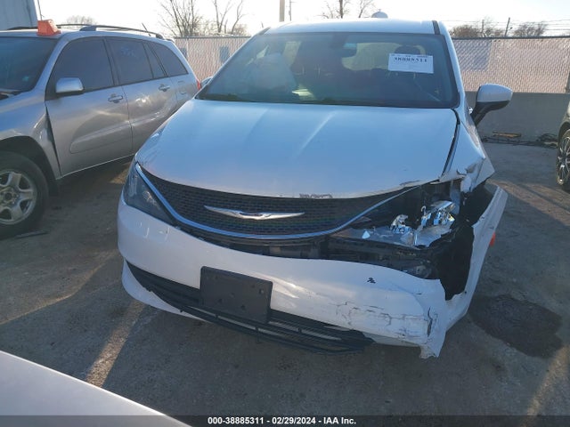 Chrysler Pacifica Touring 2017 2C4RC1DG3HR588554 Image 12