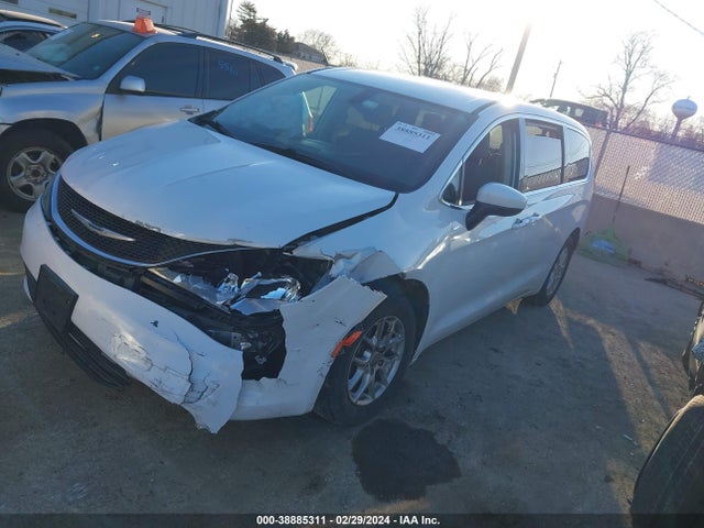Chrysler Pacifica Touring 2017 2C4RC1DG3HR588554 Image 2