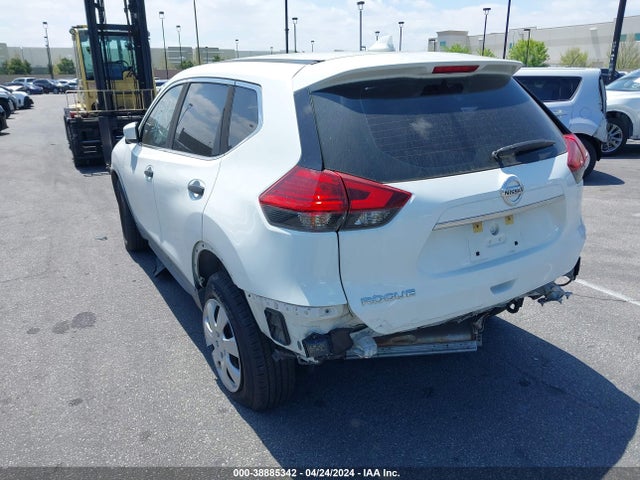 Nissan ROGUE S 2017 KNMAT2MT3HP611381 Image 3