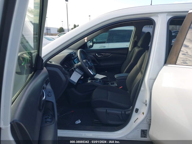 Nissan ROGUE S 2017 KNMAT2MT3HP611381 Image 5
