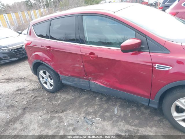 1FMCU9GX6GUB85176 Ford ESCAPE SE