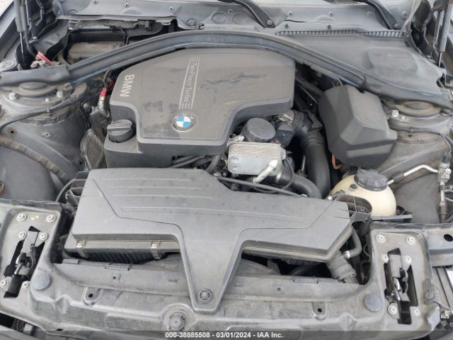 WBA3B1C58EF078595 BMW 320i
