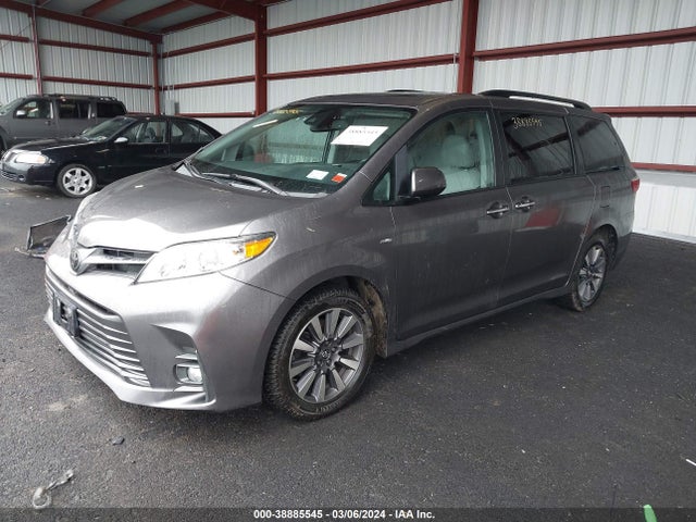 Toyota SIENNA XLE 2020 5TDDZ3DCXLS237576 Image 2