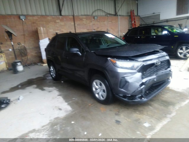Toyota RAV4 LE 2019 JTMH1RFV5KJ007384 Image 1