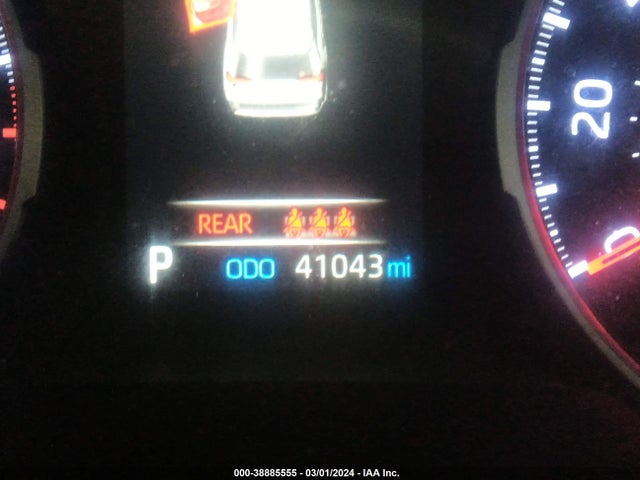 Toyota RAV4 LE 2019 JTMH1RFV5KJ007384 Image 15