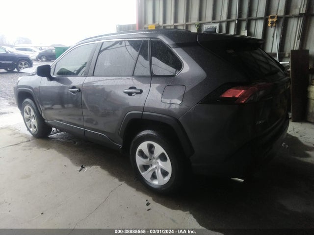 Toyota RAV4 LE 2019 JTMH1RFV5KJ007384 Image 3