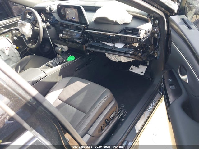 Lexus ES 300H 2024 58ADA1C15RU038231 Image 5