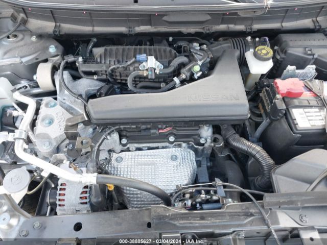 KNMAT2MT7JP620381 Nissan ROGUE SV