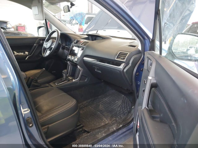 Subaru Forester 2.5i Touring 2017 JF2SJAWC0HH483582 Image 5