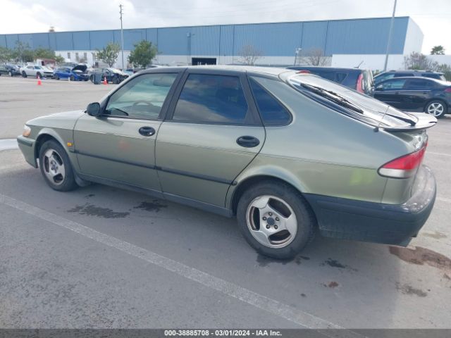 1999 SAAB 9-3 YS3DD58N3X2069680 Photo 2
