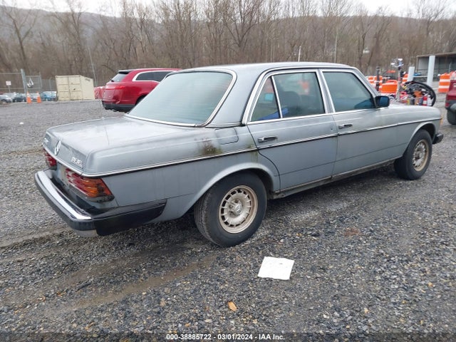 Aukcja sprzedaży 1982 Mercedes-benz 240 D, vin: WDBAB23A6CB350612, numer aukcji: 38885722