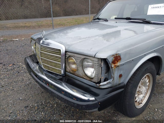 Aukcja sprzedaży 1982 Mercedes-benz 240 D, vin: WDBAB23A6CB350612, numer aukcji: 38885722