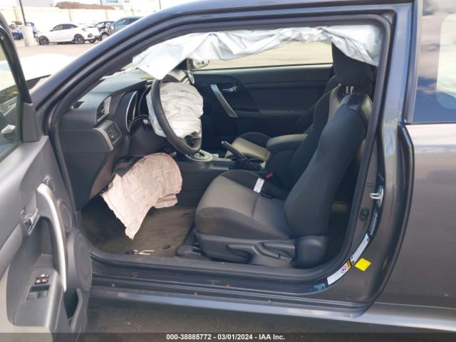 JTKJF5C70GJ015846 Scion TC