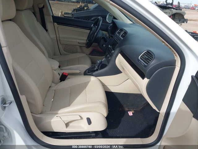 3VWPL7AJ1EM626065 Volkswagen Jetta Sportwagen 2.0l Tdi
