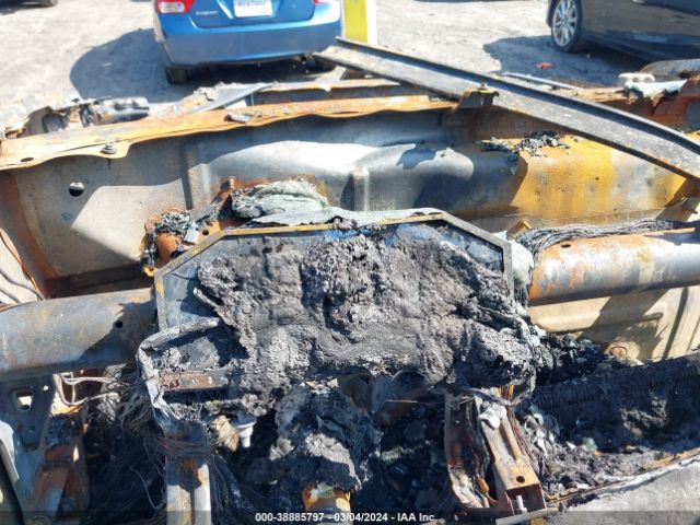 1GCUDEEL2RZ246868 Chevrolet Silverado 1500 4wd  Short Bed Rst