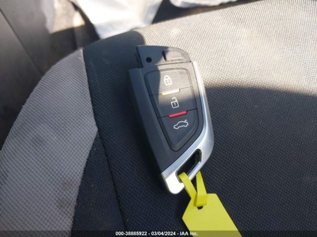 3N1CN8EV4LL832193 Nissan Versa Sv Xtronic Cvt