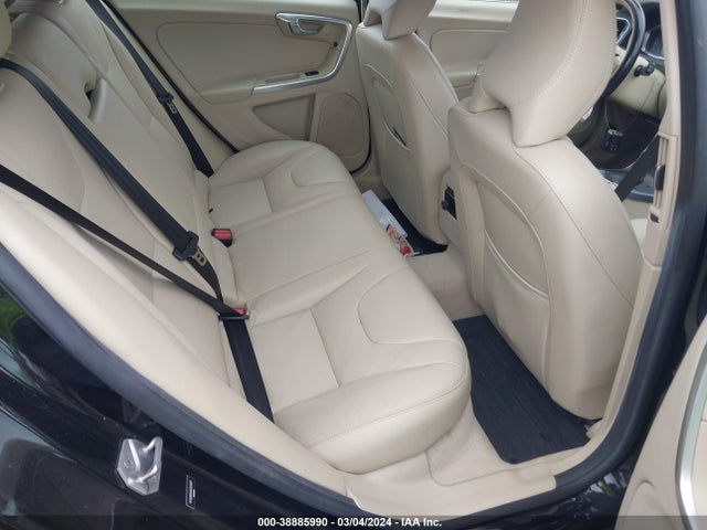 Volvo V60 T5 Drive-e Premier 2016 YV140MEK6G1320697 Image 8