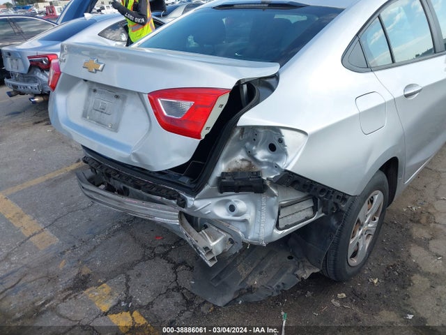 Chevrolet Cruze Ls Auto 2017 1G1BC5SMXH7129419 Image 6