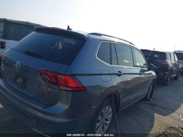 3VV2B7AX2KM051332 Volkswagen Tiguan 2.0t Se/2.0t Sel/2.0t Sel R-line/2.0t Sel R-line Black