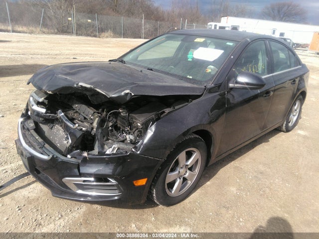 Chevrolet Cruze 1lt Auto 2015 1G1PC5SB1F7186173 Image 2
