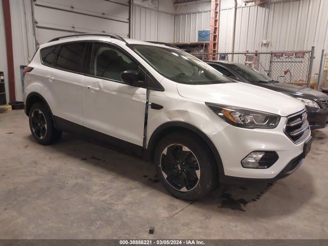 Ford ESCAPE SE 2019 1FMCU9GD9KUB09868 Image 1