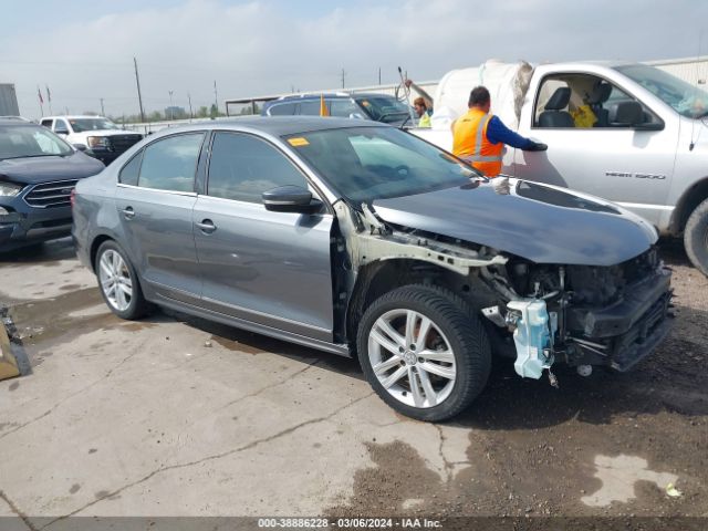 Auction sale of the 2017 Volkswagen Jetta 1.8t Sel/1.8t Sel Premium, vin: 3VWL17AJ7HM412237, lot number: 38886228