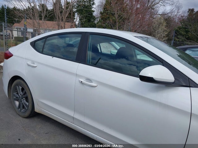 Hyundai Elantra Value Edition 2017 5NPD84LF9HH165061 Image 13