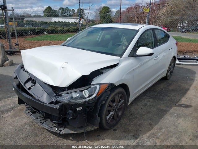 Hyundai Elantra Value Edition 2017 5NPD84LF9HH165061 Image 2