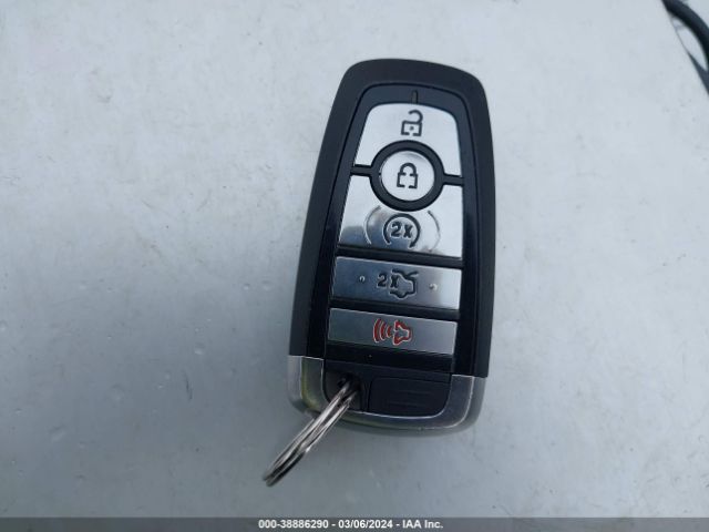 1FM5K8HT9JGB64185 Ford Explorer Platinum