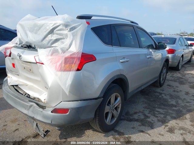 Toyota Rav4 Xle 2015 2T3WFREV8FW140643 Image 4
