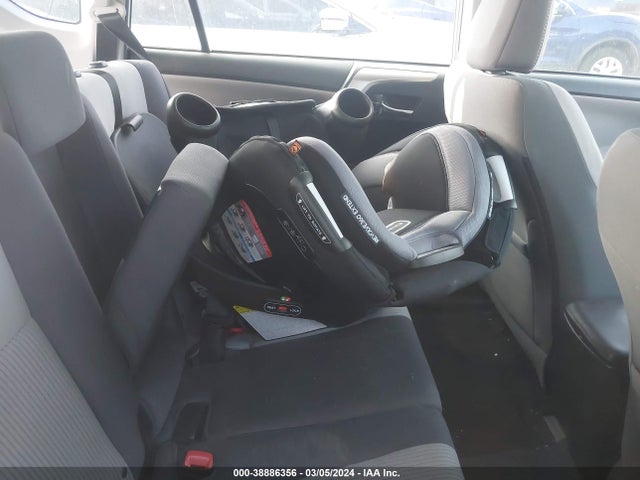 Toyota Rav4 Xle 2015 2T3WFREV8FW140643 Image 8