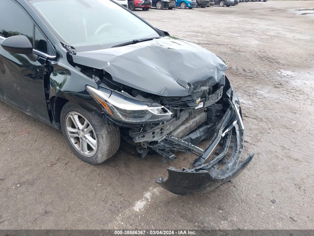 Chevrolet Cruze Lt Auto 2018 1G1BE5SM7J7237514 Image 12