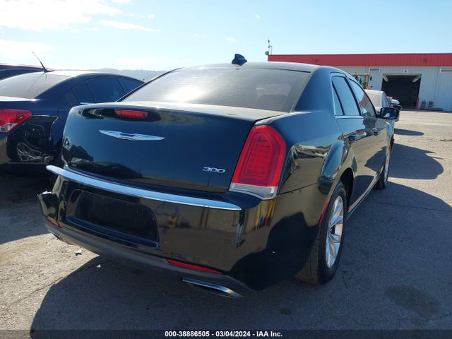 Chrysler 300 Limited 2015 2C3CCAAG8FH820387 Image 4