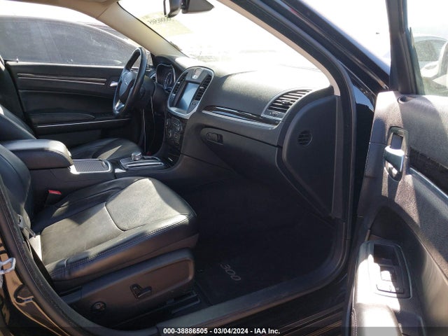 Chrysler 300 Limited 2015 2C3CCAAG8FH820387 Image 5