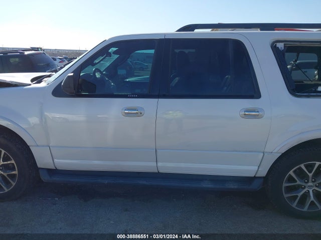 Ford Expedition El Xlt 2016 1FMJK1HT2GEF24262 Image 14