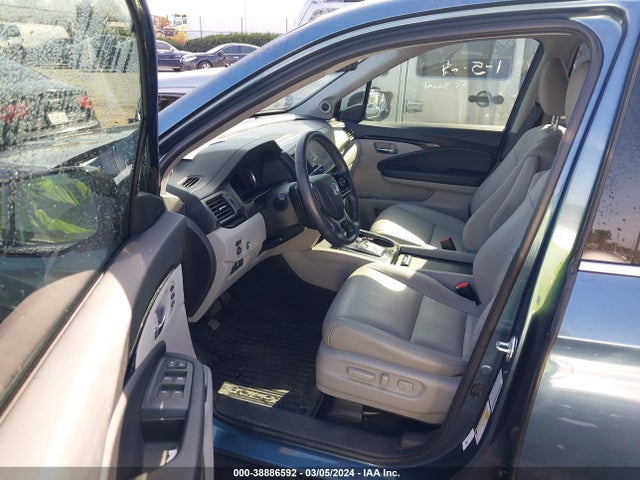 Honda Pilot 2wd Touring 7 Passenger 2021 5FNYF5H67MB038341 Image 5