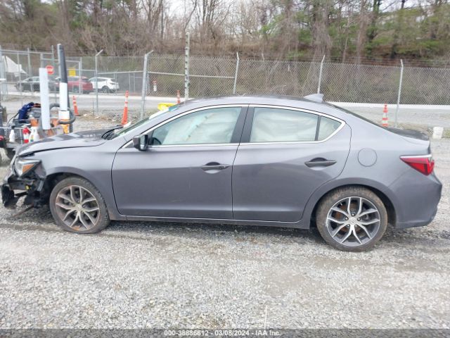 19UDE2F75NA000839 Acura Ilx Premium Package