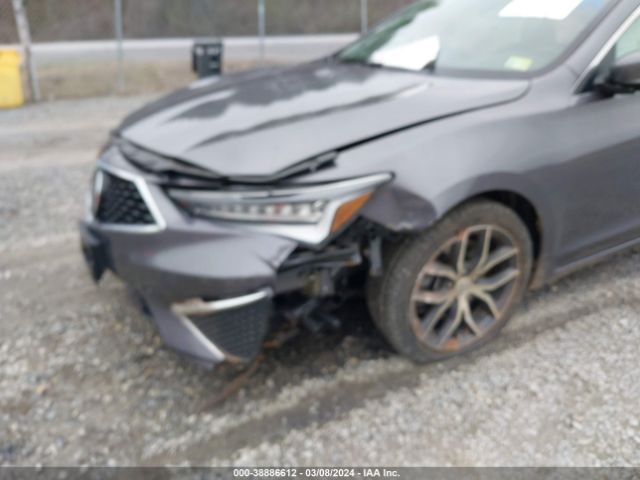 19UDE2F75NA000839 Acura Ilx Premium Package