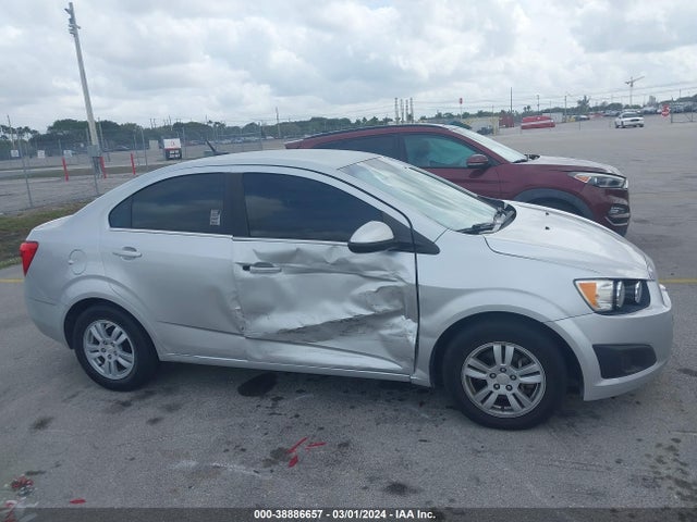 Chevrolet Sonic Lt Auto 2014 1G1JC5SH1E4184787 Image 13