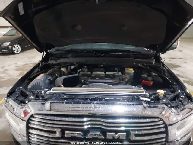 3C6UR5FL7NG345512 RAM 2500 Laramie  4x4 6'4 Box