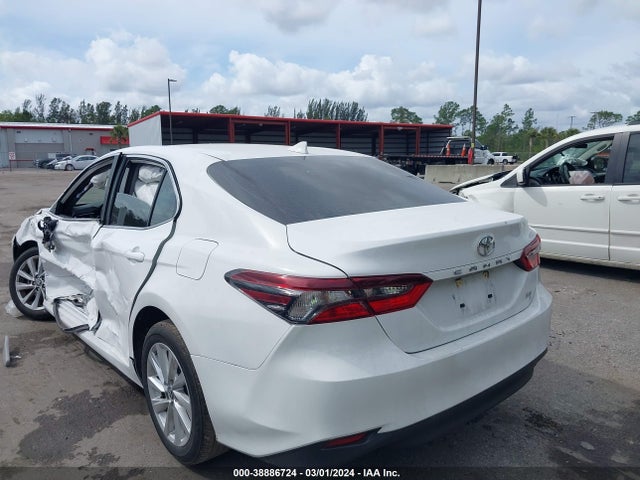 Toyota CAMRY LE 2023 4T1C11AK6PU798521 Image 3