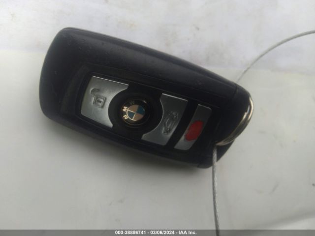 WBA8E5G59GNT93820 BMW 320i Xdrive