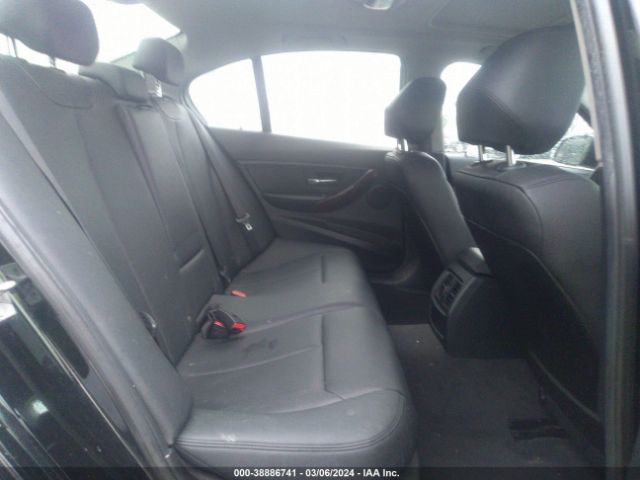 WBA8E5G59GNT93820 BMW 320i Xdrive