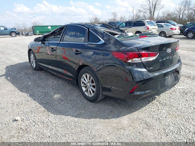 Hyundai SONATA SE 2018 5NPE24AF5JH657987 Image 3