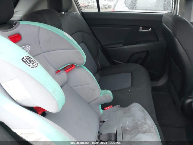 KNDPBCAC0G7868360 KIA Sportage Lx