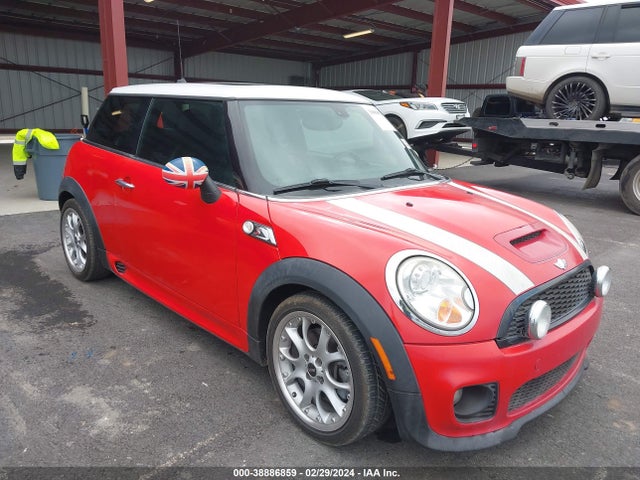2008 MINI COOPER S WMWMF73518TV34714 Photo 0